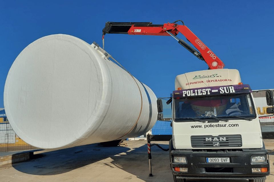 ventajas de los depósitos de poliéster