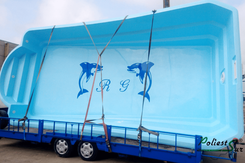 piscina de poliéster modelo Dunia