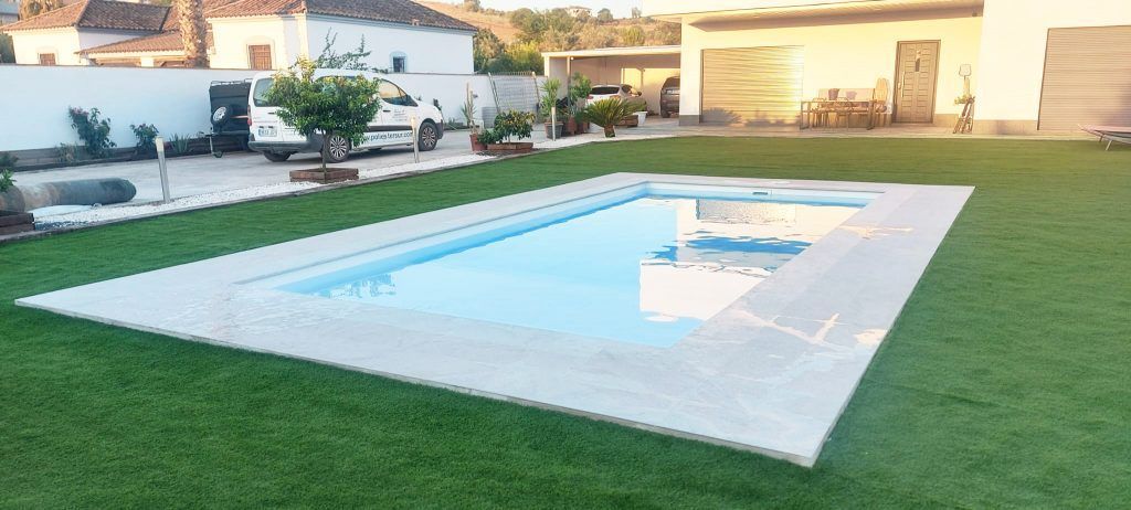 cómo elegir una piscina de poliéster