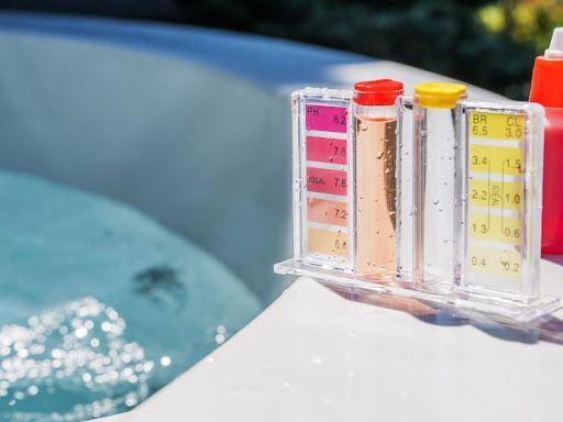 tratamiento del agua en piscinas de poliéster 