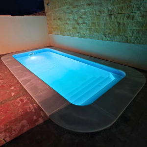 Piscina de poliéster modelo Alba
