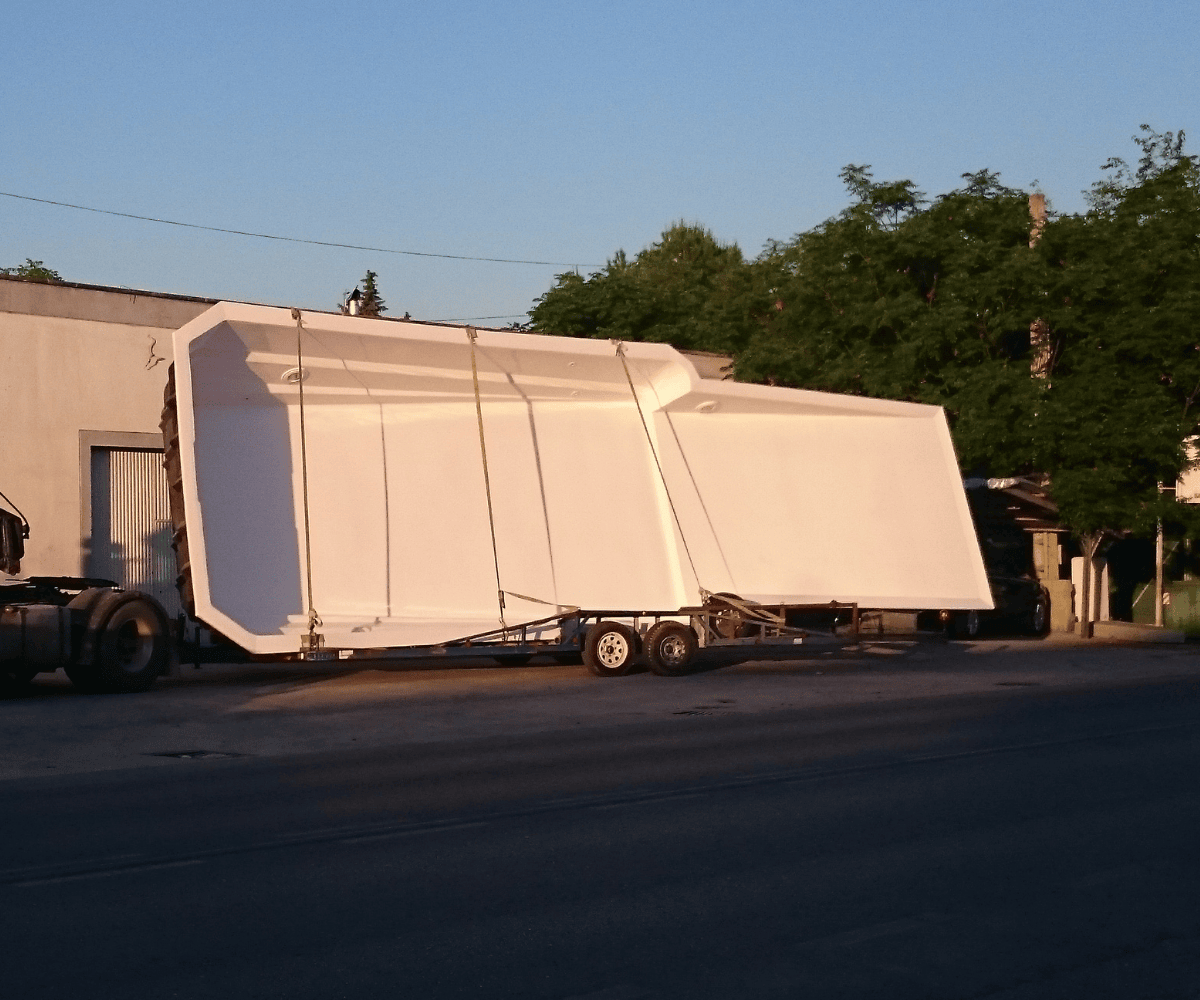 Piscina de poliéster tipo playa