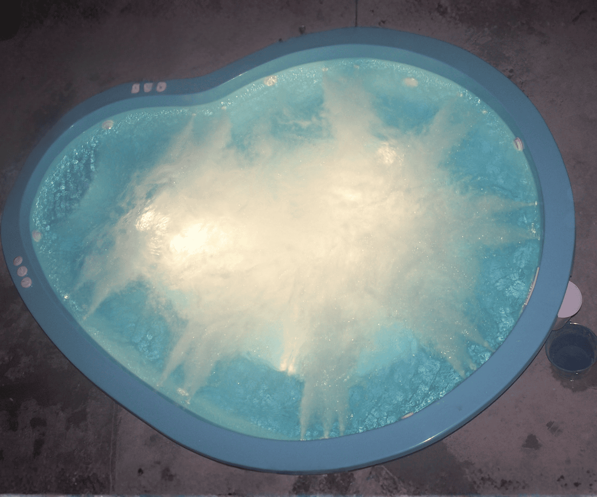 Piscina de hidromasaje con hidrojets
