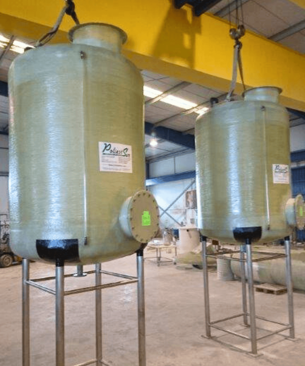 Depósito vertical con soporte metálico