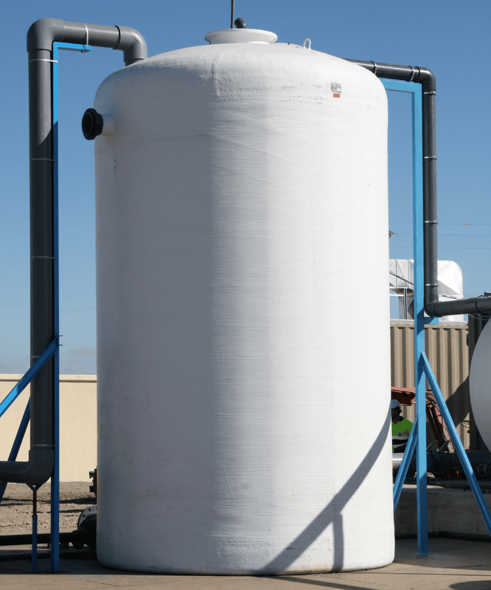 Depósito de poliéster vertical de fondo plano